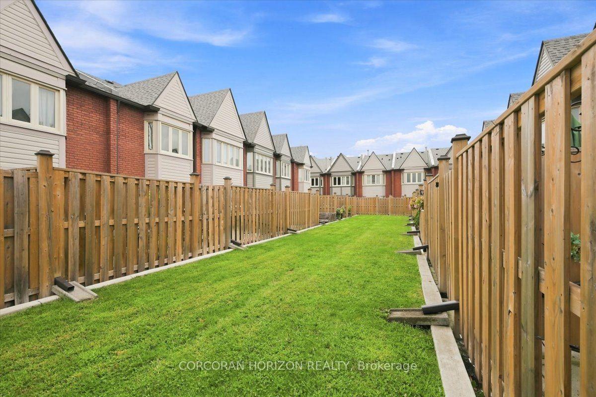 Photo 24 of Unit 331, 895 Maple Avenue, Burlington, Brant — HOMEH