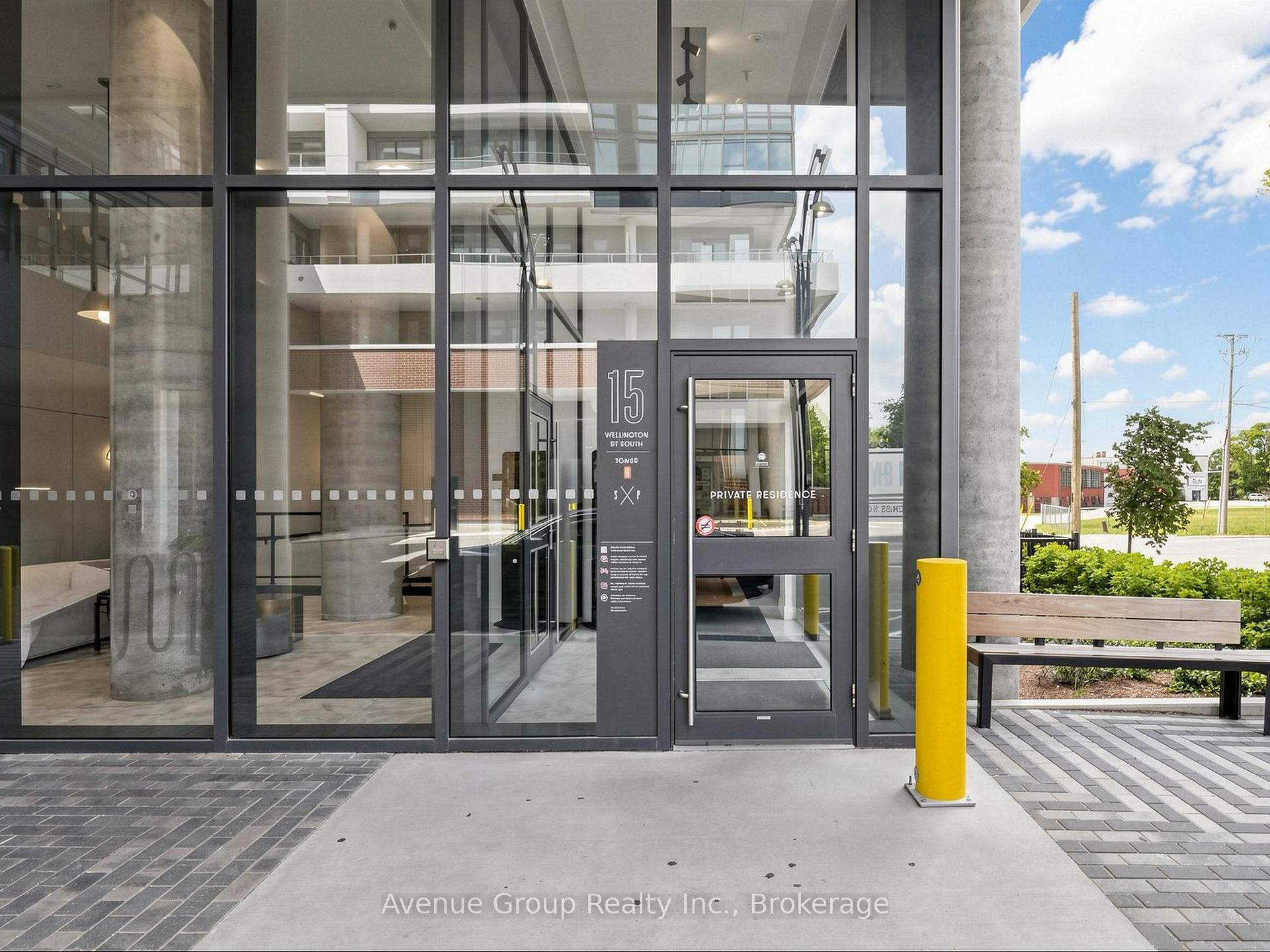 Photo 4 of Unit 1210, 15 Wellington Street S, Kitchener, Cherry Hill — HOMEH