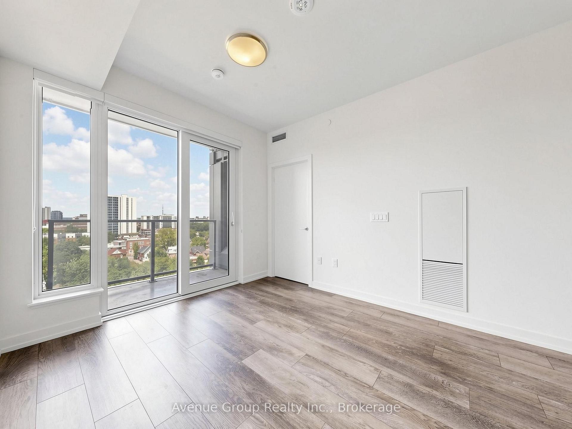 Photo 8 of Unit 1210, 15 Wellington Street S, Kitchener, Cherry Hill — HOMEH