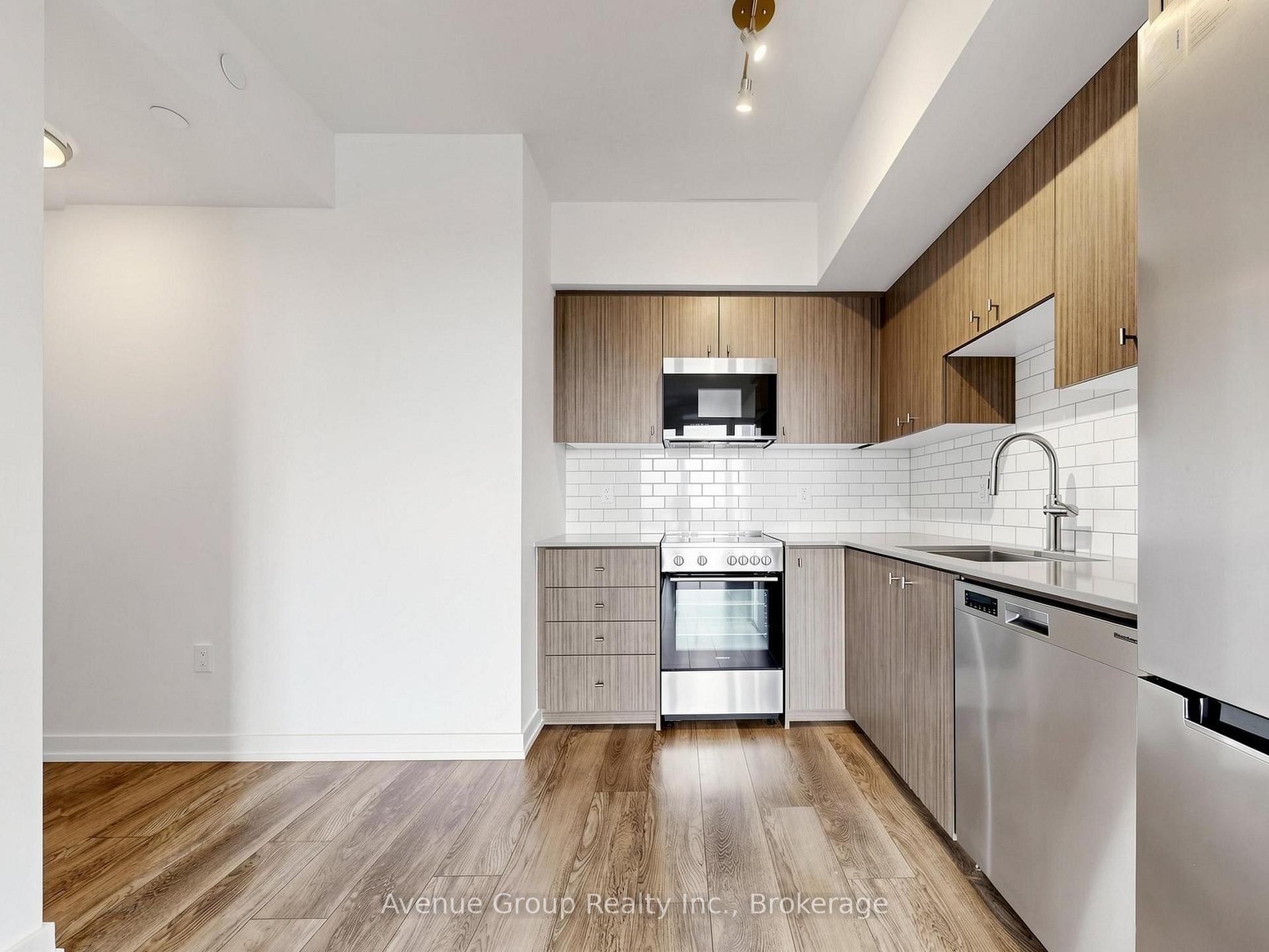 Photo 10 of Unit 1210, 15 Wellington Street S, Kitchener, Cherry Hill — HOMEH