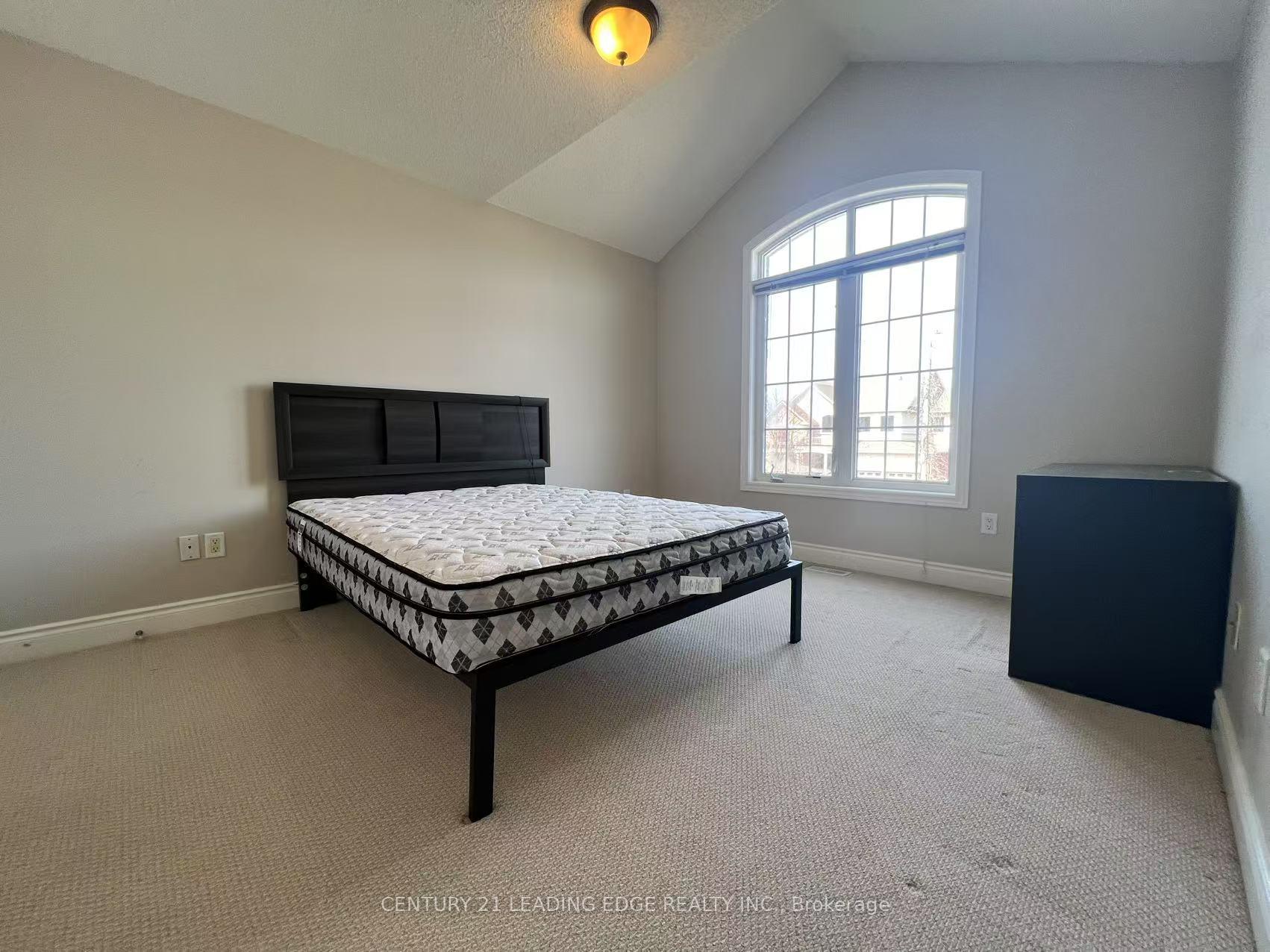 Photo 11 of 491 Summeridge Drive, Vaughan, Patterson — HOMEH