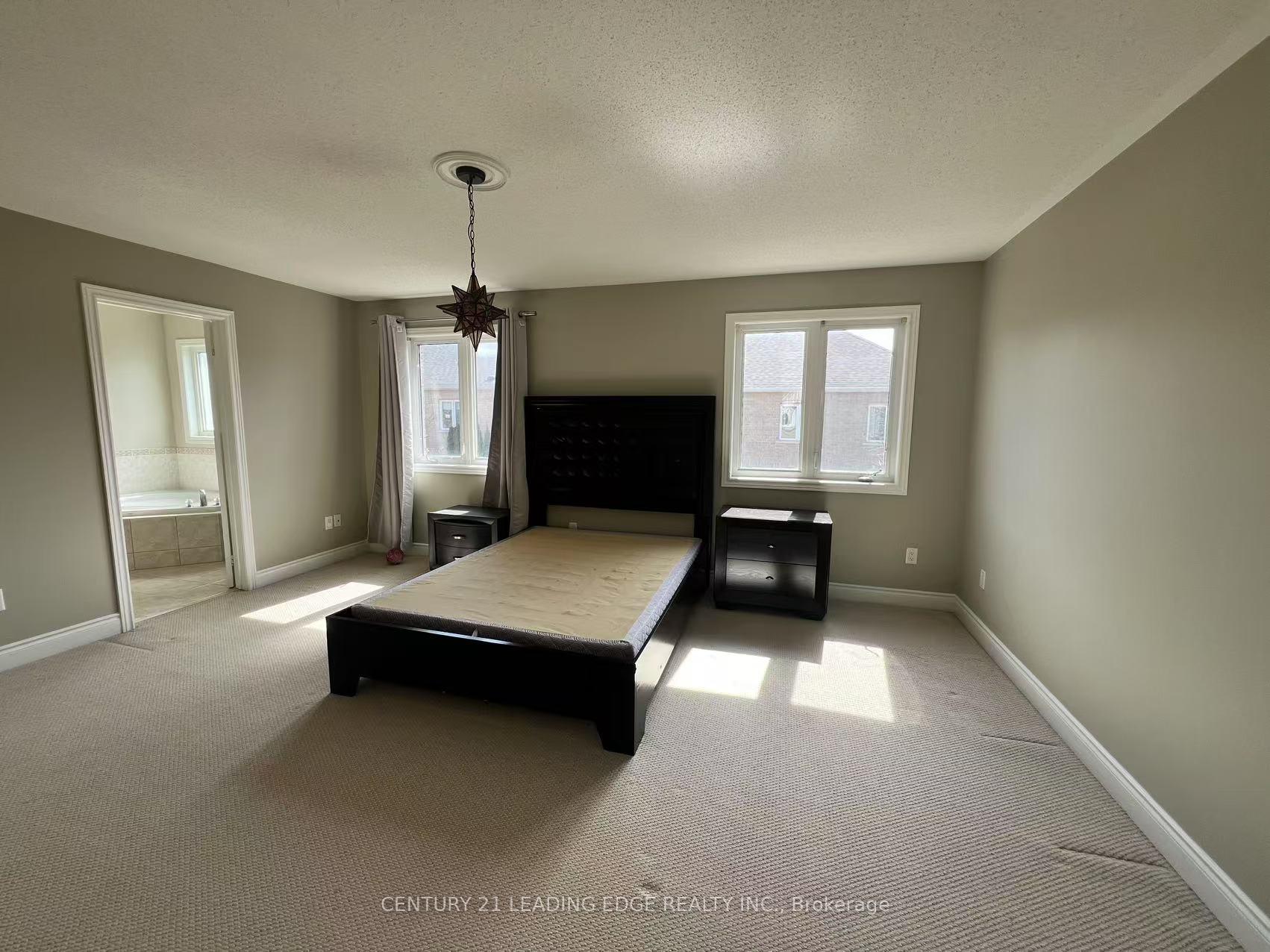 Photo 12 of 491 Summeridge Drive, Vaughan, Patterson — HOMEH