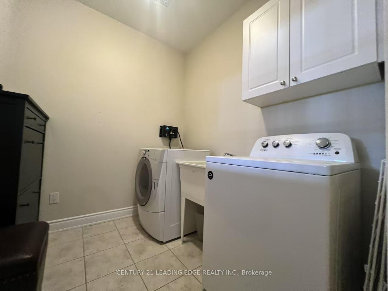 Photo 15 of 491 Summeridge Drive, Vaughan, Patterson — HOMEH