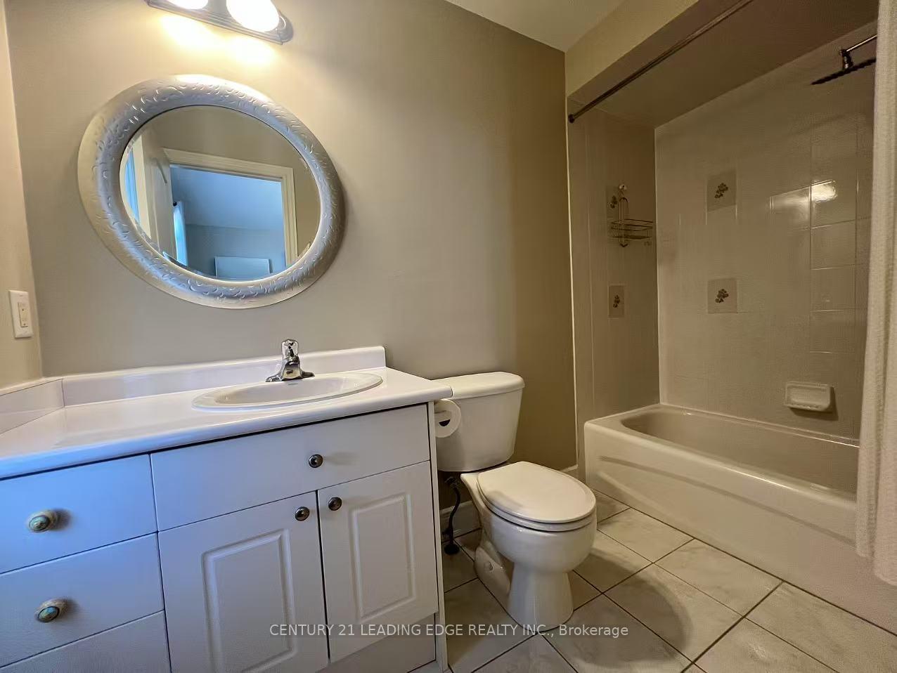 Photo 17 of 491 Summeridge Drive, Vaughan, Patterson — HOMEH
