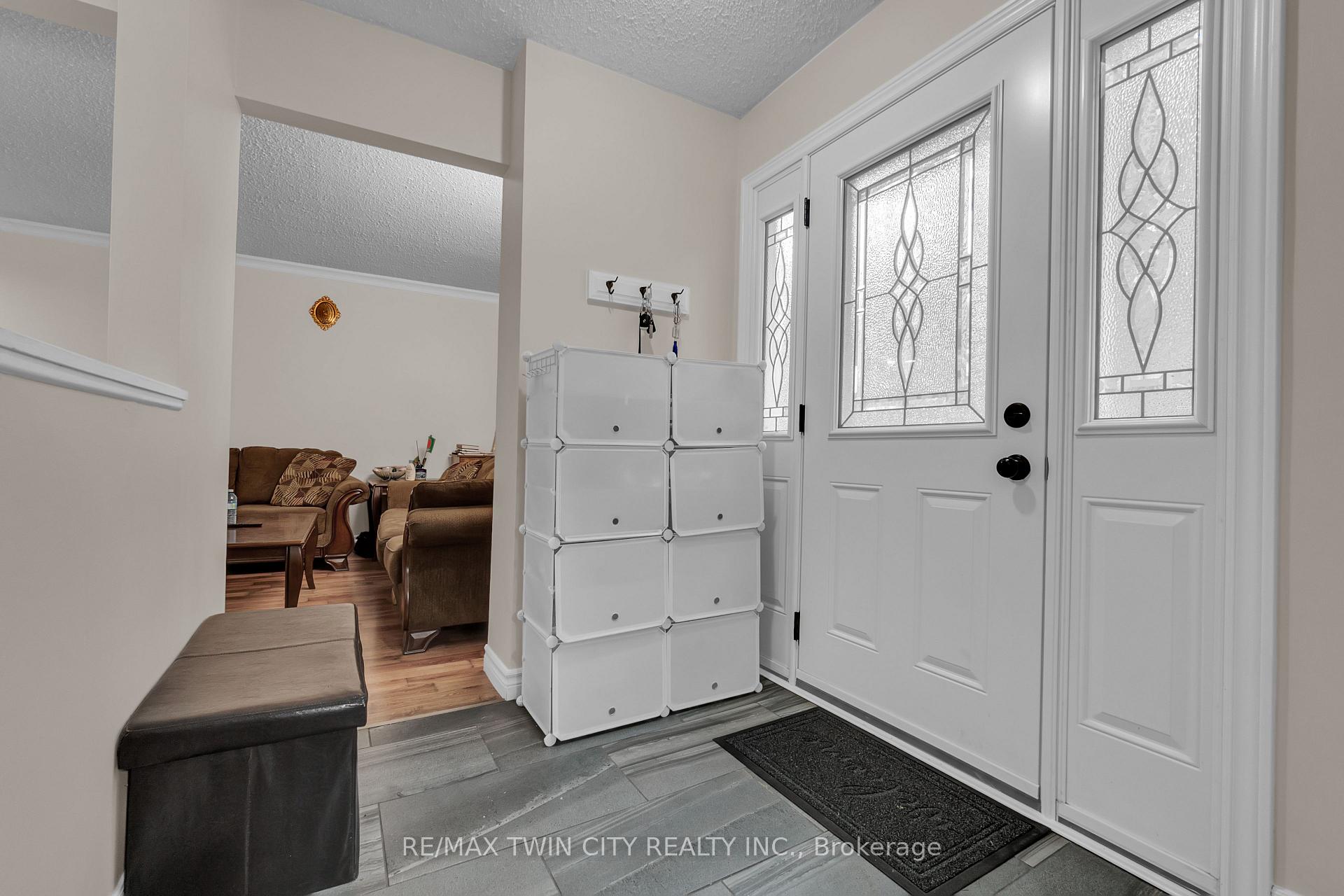 Photo 7 of Unit 121, 45 Marksam Road, Guelph, Willow West/Sugarbush/West Acres — HOMEH