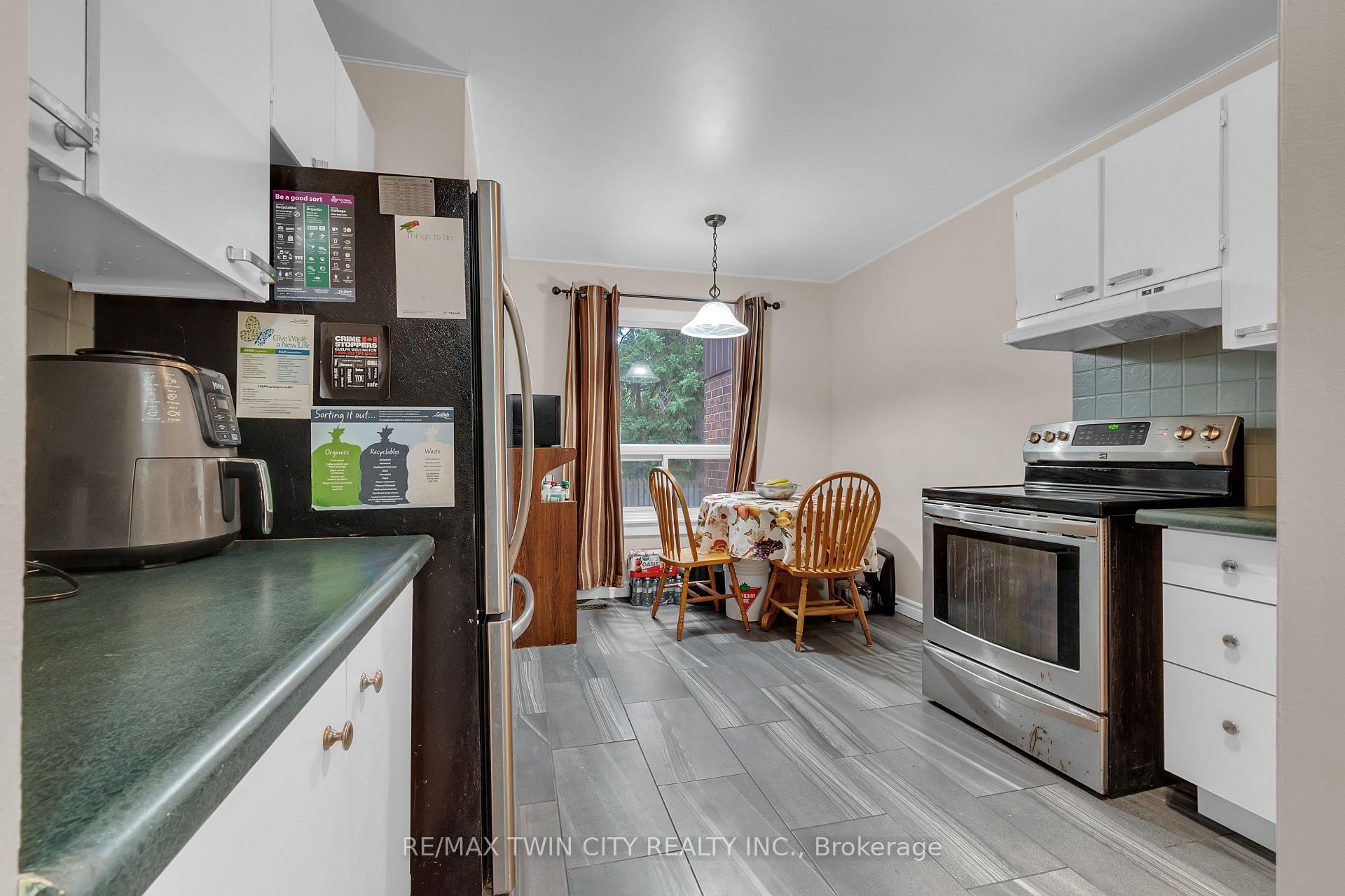 Photo 10 of Unit 121, 45 Marksam Road, Guelph, Willow West/Sugarbush/West Acres — HOMEH