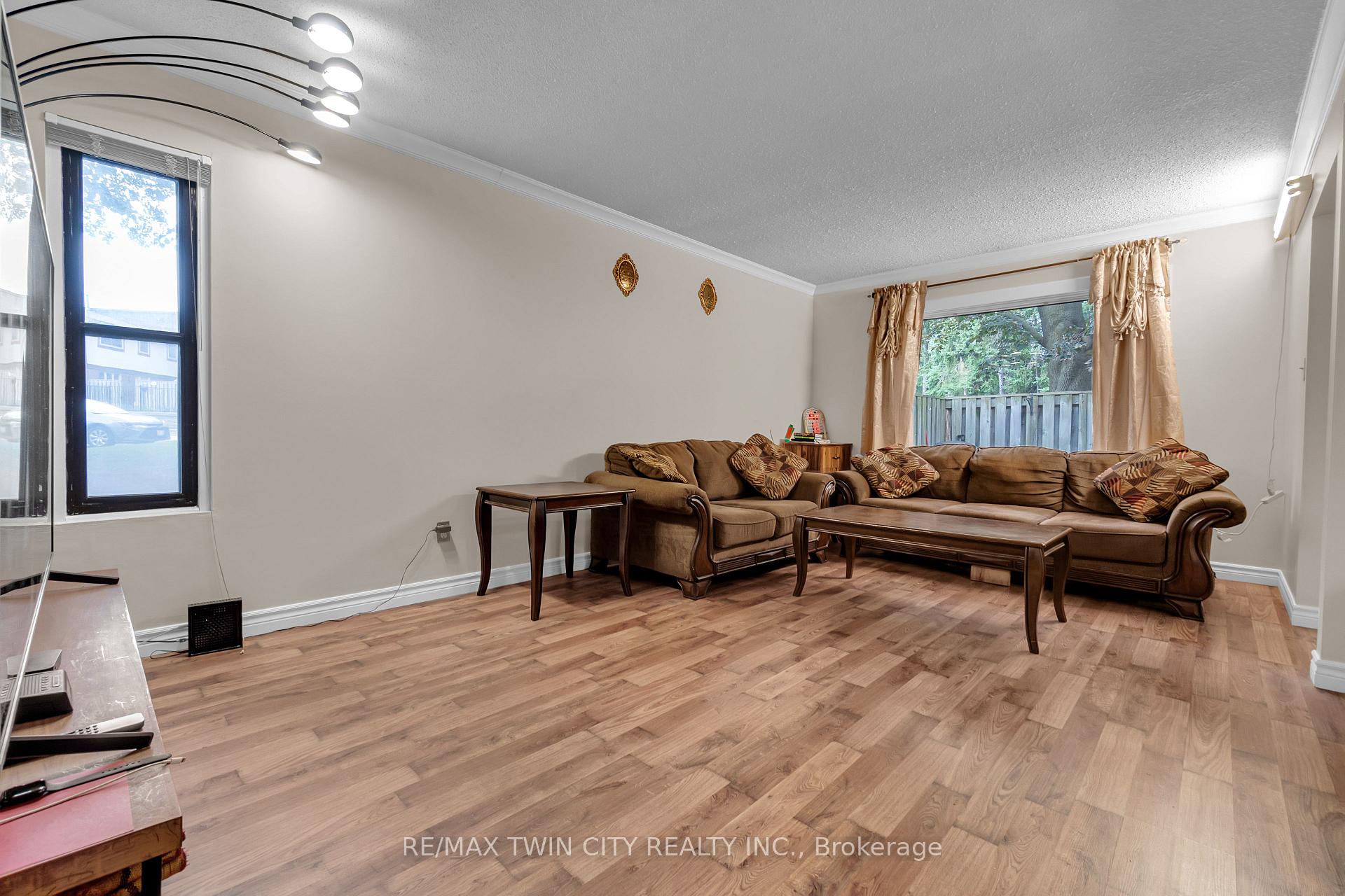 Photo 13 of Unit 121, 45 Marksam Road, Guelph, Willow West/Sugarbush/West Acres — HOMEH
