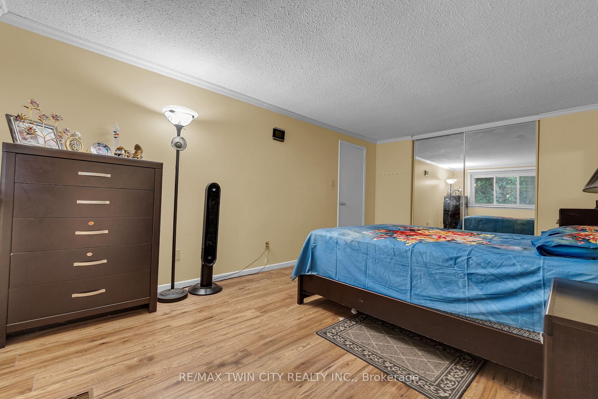 Photo 20 of Unit 121, 45 Marksam Road, Guelph, Willow West/Sugarbush/West Acres — HOMEH