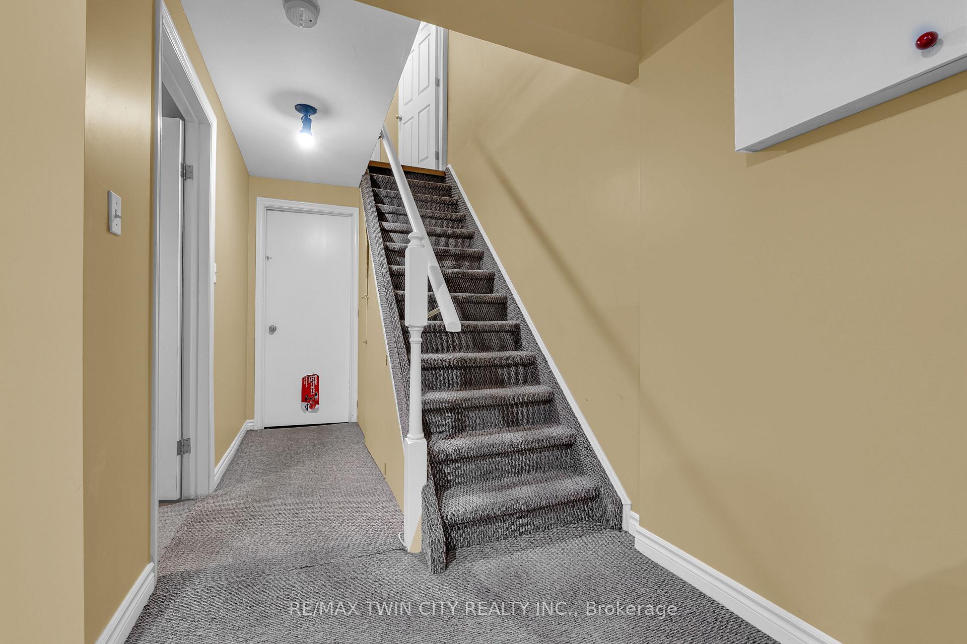 Photo 29 of Unit 121, 45 Marksam Road, Guelph, Willow West/Sugarbush/West Acres — HOMEH