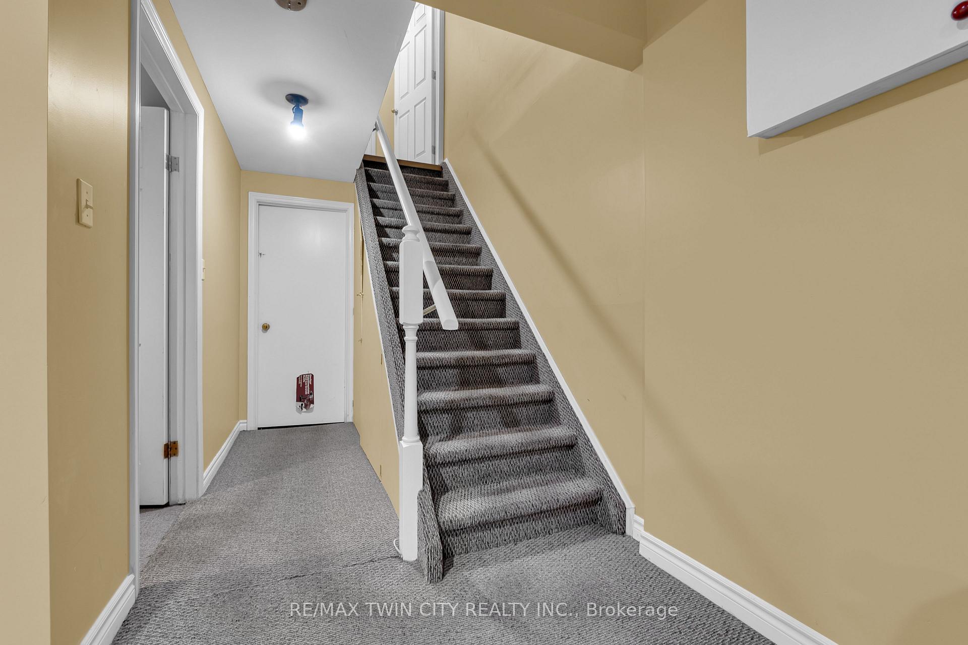 Photo 30 of Unit 121, 45 Marksam Road, Guelph, Willow West/Sugarbush/West Acres — HOMEH