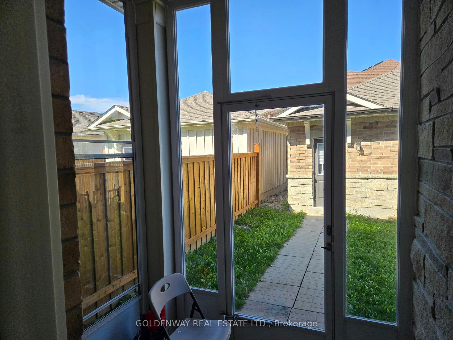 Photo 9 of 188 Paradelle Drive, Richmond Hill, Oak Ridges Lake Wilcox — HOMEH