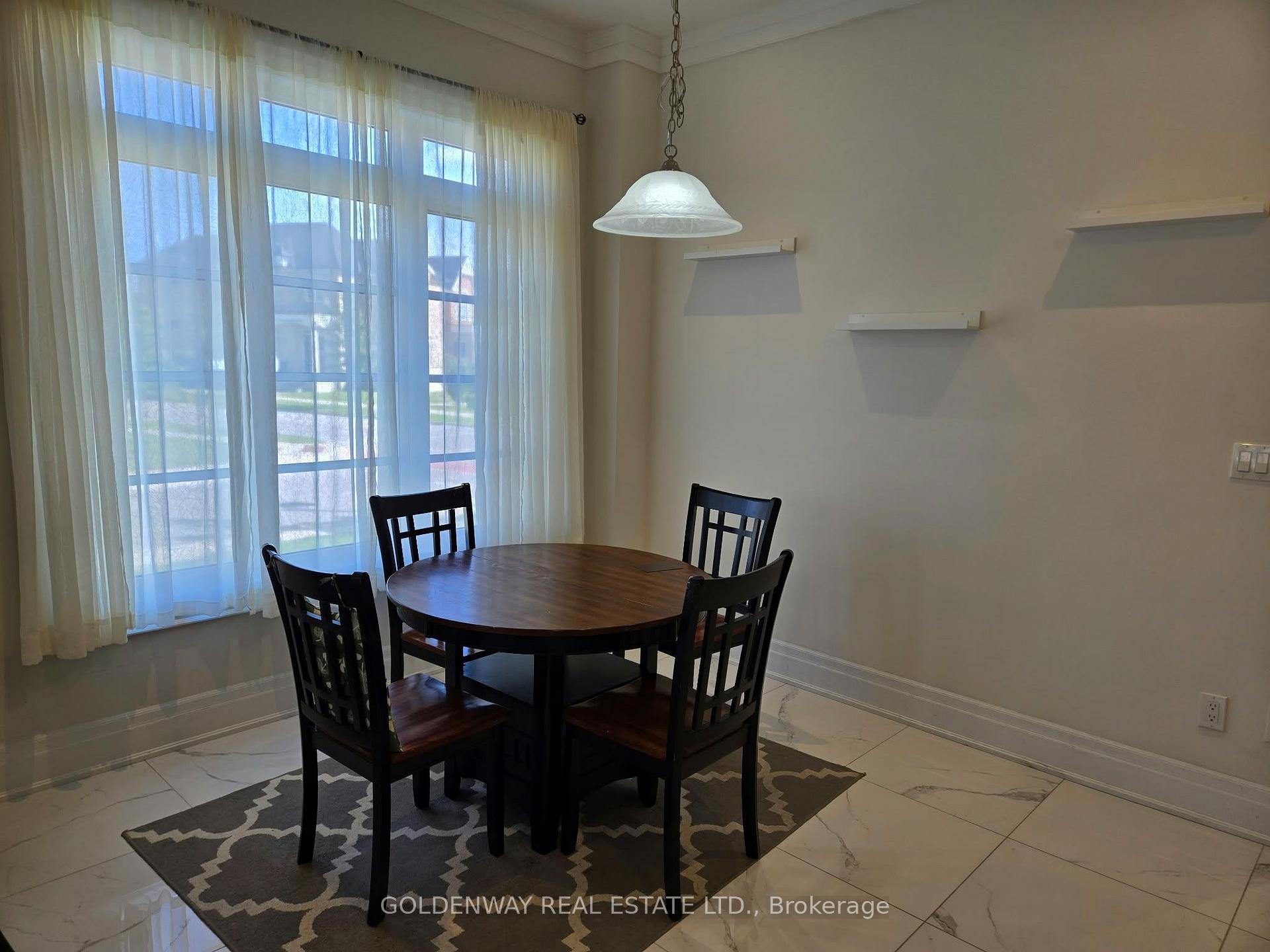 Photo 11 of 188 Paradelle Drive, Richmond Hill, Oak Ridges Lake Wilcox — HOMEH