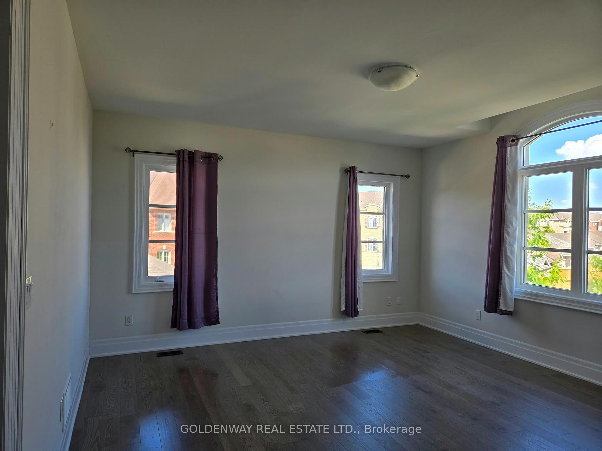 Photo 15 of 188 Paradelle Drive, Richmond Hill, Oak Ridges Lake Wilcox — HOMEH