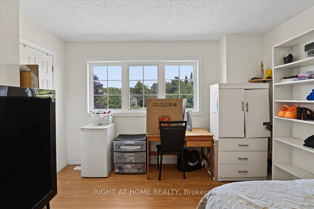 Photo 22 of 1350 Wadebridge Crescent, Oshawa, Eastdale — HOMEH