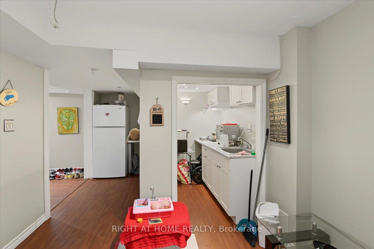 Photo 34 of 1350 Wadebridge Crescent, Oshawa, Eastdale — HOMEH