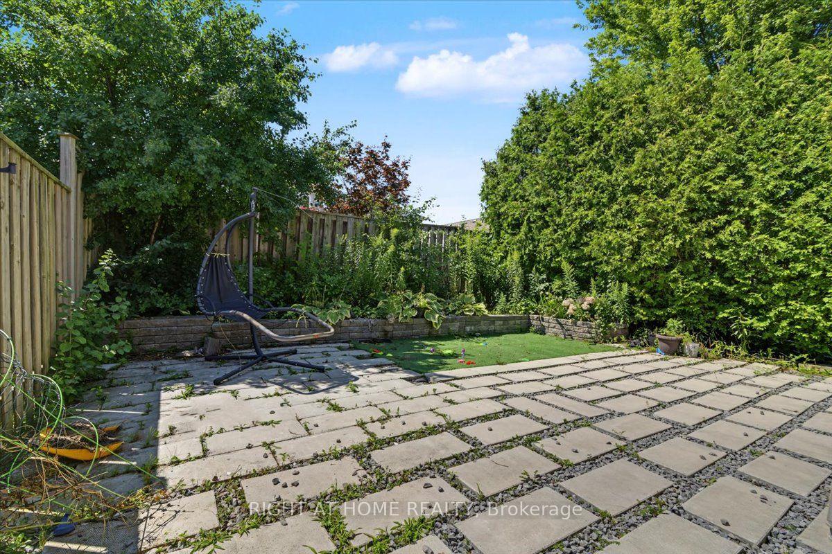 Photo 40 of 1350 Wadebridge Crescent, Oshawa, Eastdale — HOMEH
