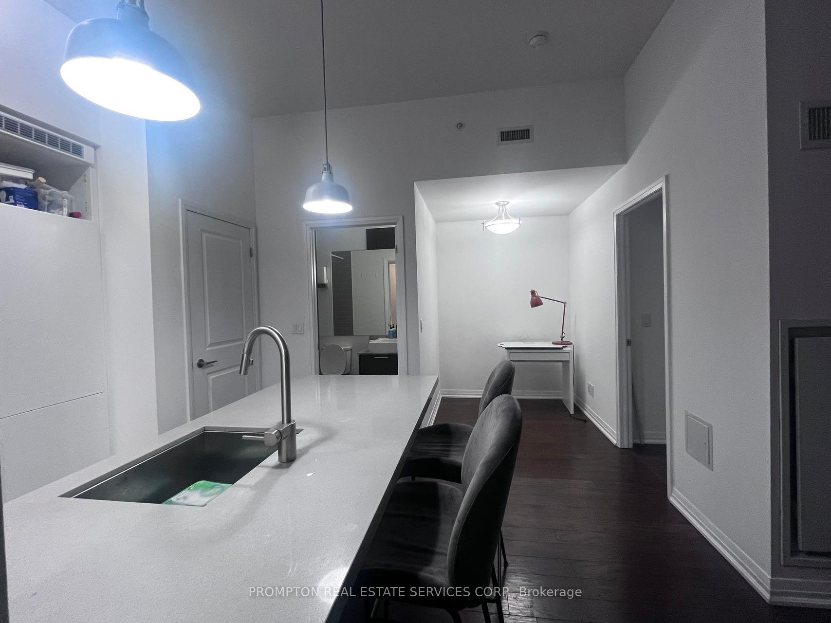 Photo 10 of Unit 207, 8 Mercer Street, Toronto, Waterfront Communities — HOMEH