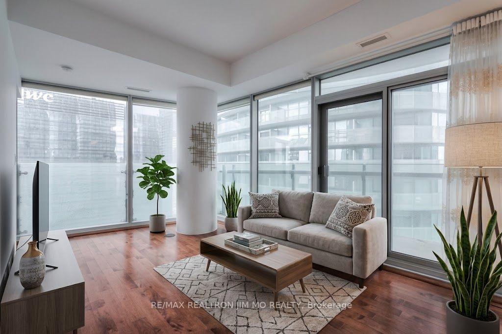 Photo 4 of Unit 2610, 12 York Street, Toronto, Waterfront Communities — HOMEH