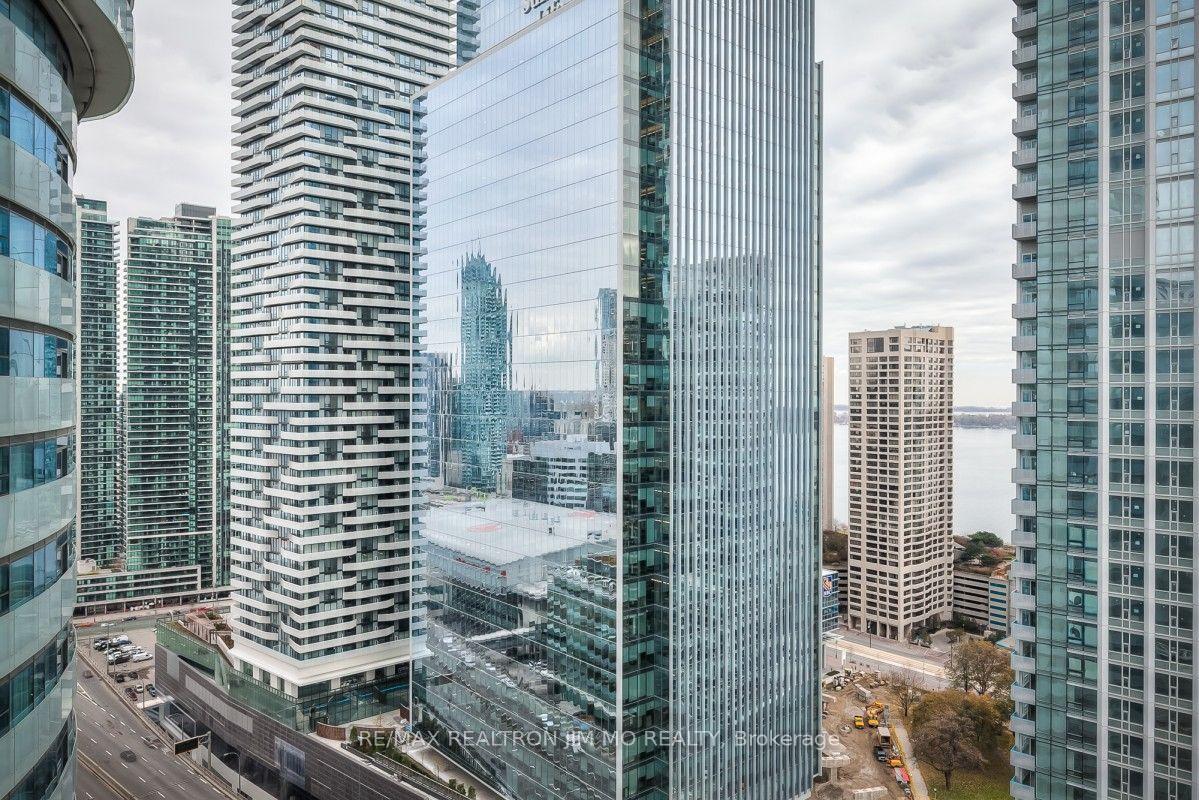 Photo 22 of Unit 2610, 12 York Street, Toronto, Waterfront Communities — HOMEH