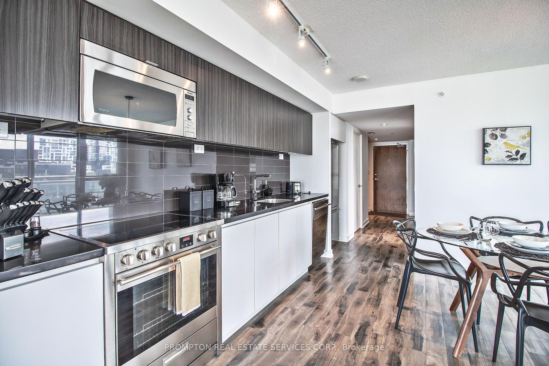 Photo 8 of Unit 1101, 75 Queens Wharf Road, Toronto, Waterfront Communities — HOMEH