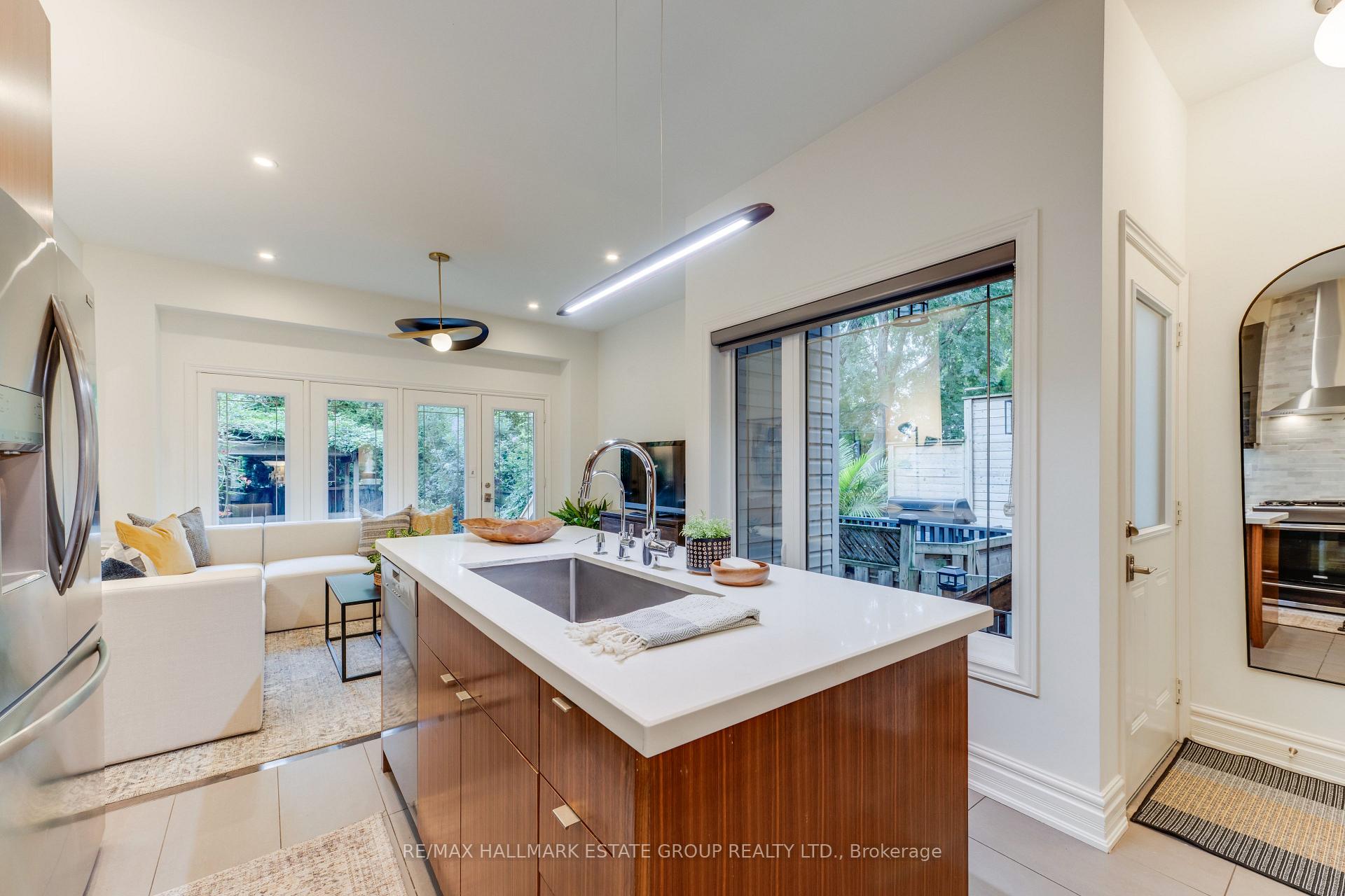 Photo 17 of 157 Heward Avenue, Toronto, South Riverdale — HOMEH