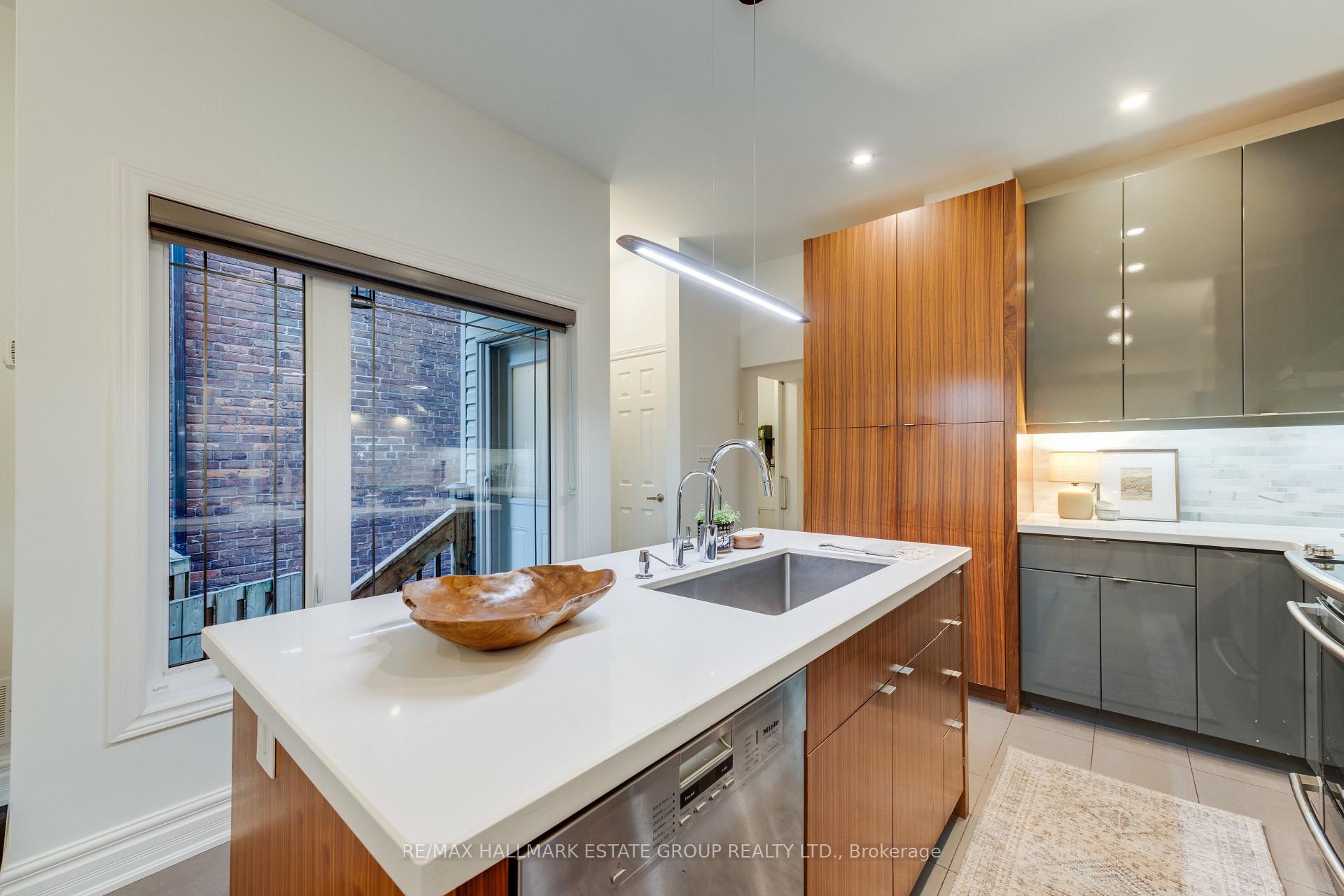 Photo 21 of 157 Heward Avenue, Toronto, South Riverdale — HOMEH