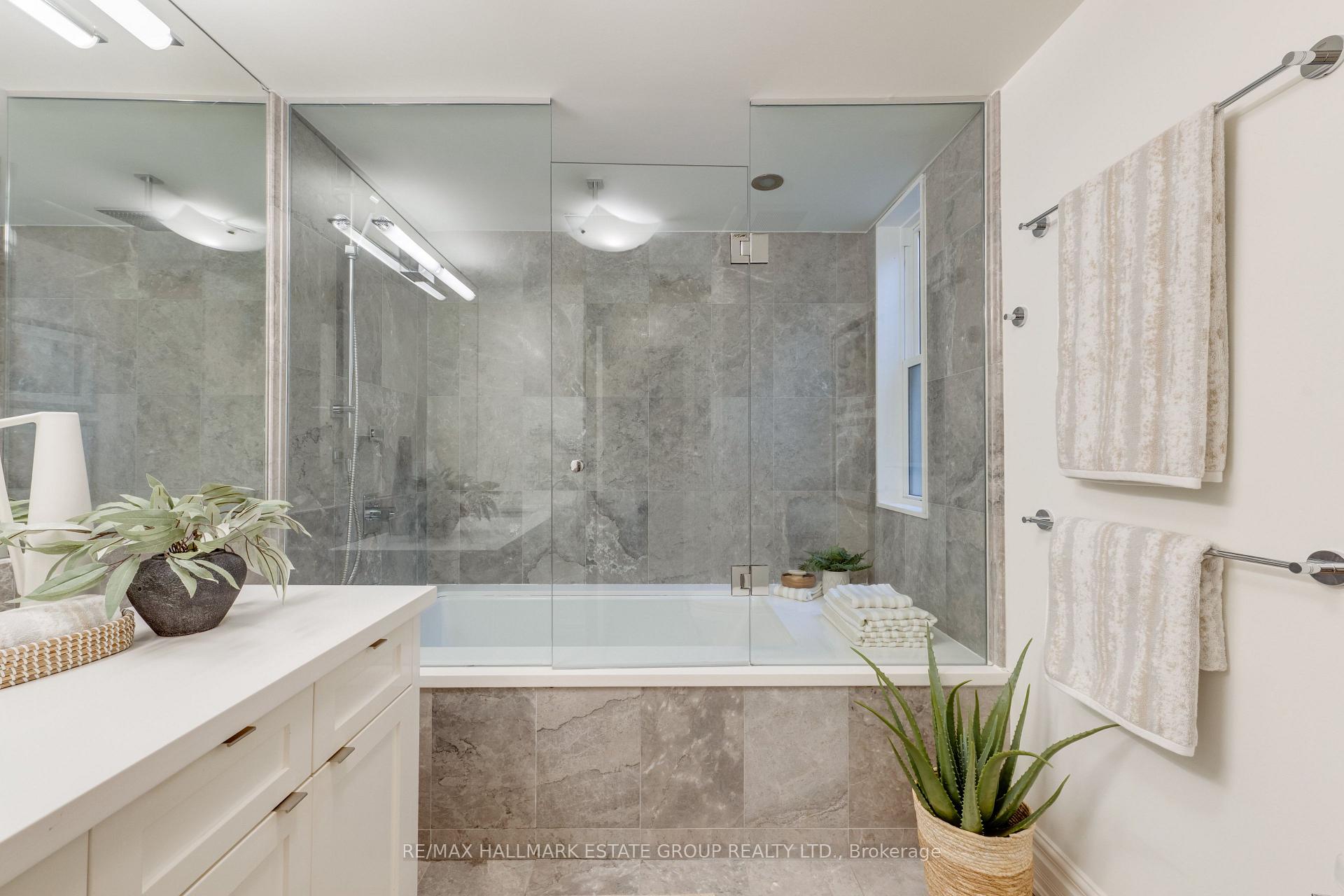 Photo 31 of 157 Heward Avenue, Toronto, South Riverdale — HOMEH