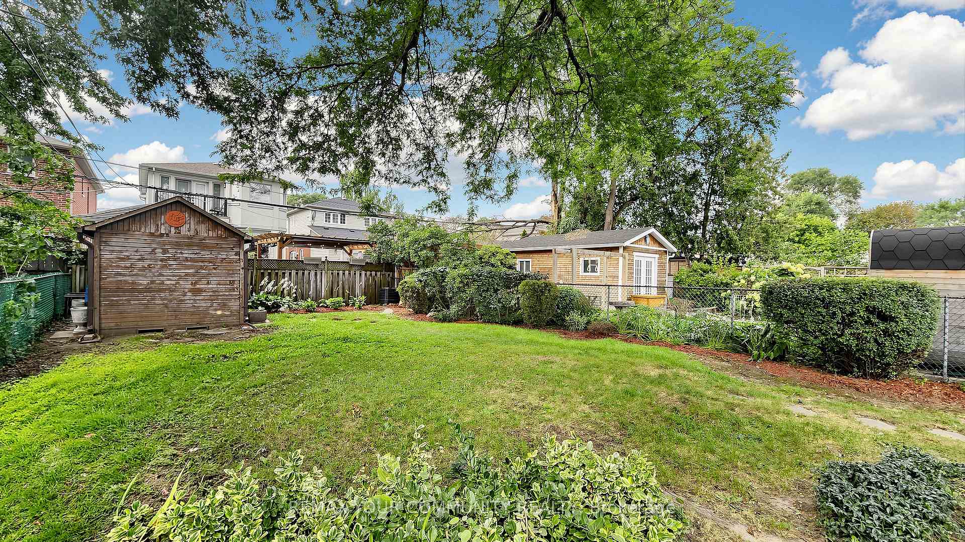 Photo 37 of 6 Athlone Road, Toronto, East York — HOMEH