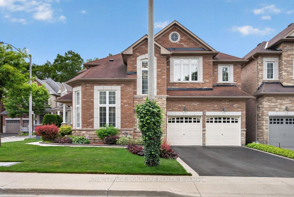 Photo 3 of 5 Broderick Place, Scarborough, Clairlea-Birchmount — HOMEH