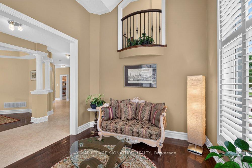 Photo 8 of 5 Broderick Place, Scarborough, Clairlea-Birchmount — HOMEH