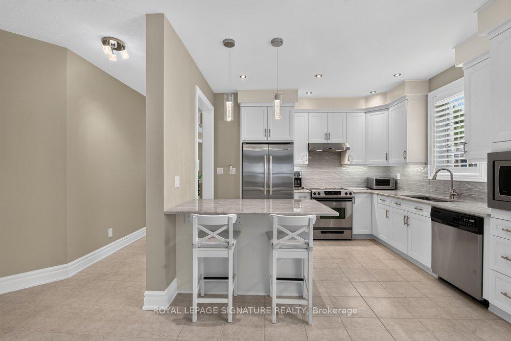 Photo 12 of 5 Broderick Place, Scarborough, Clairlea-Birchmount — HOMEH