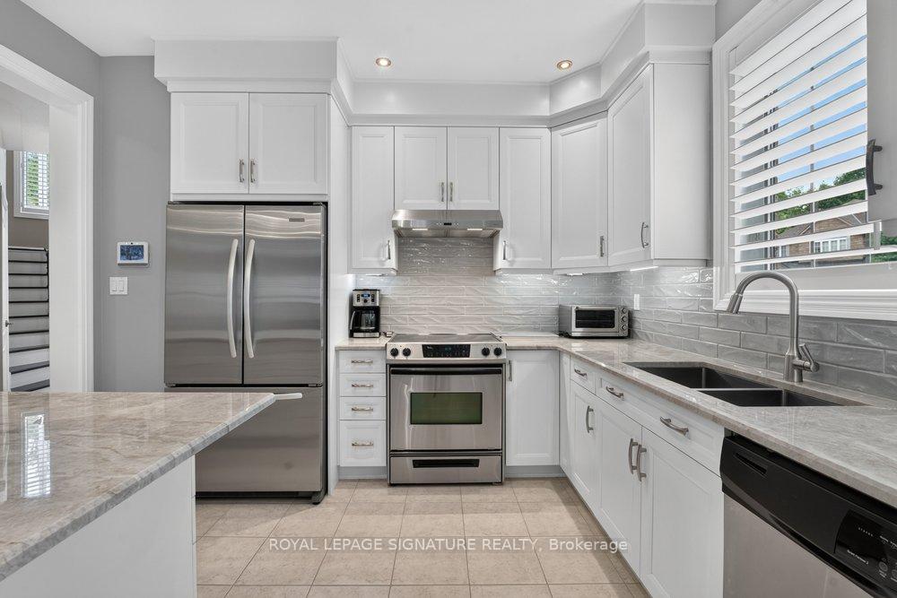 Photo 15 of 5 Broderick Place, Scarborough, Clairlea-Birchmount — HOMEH