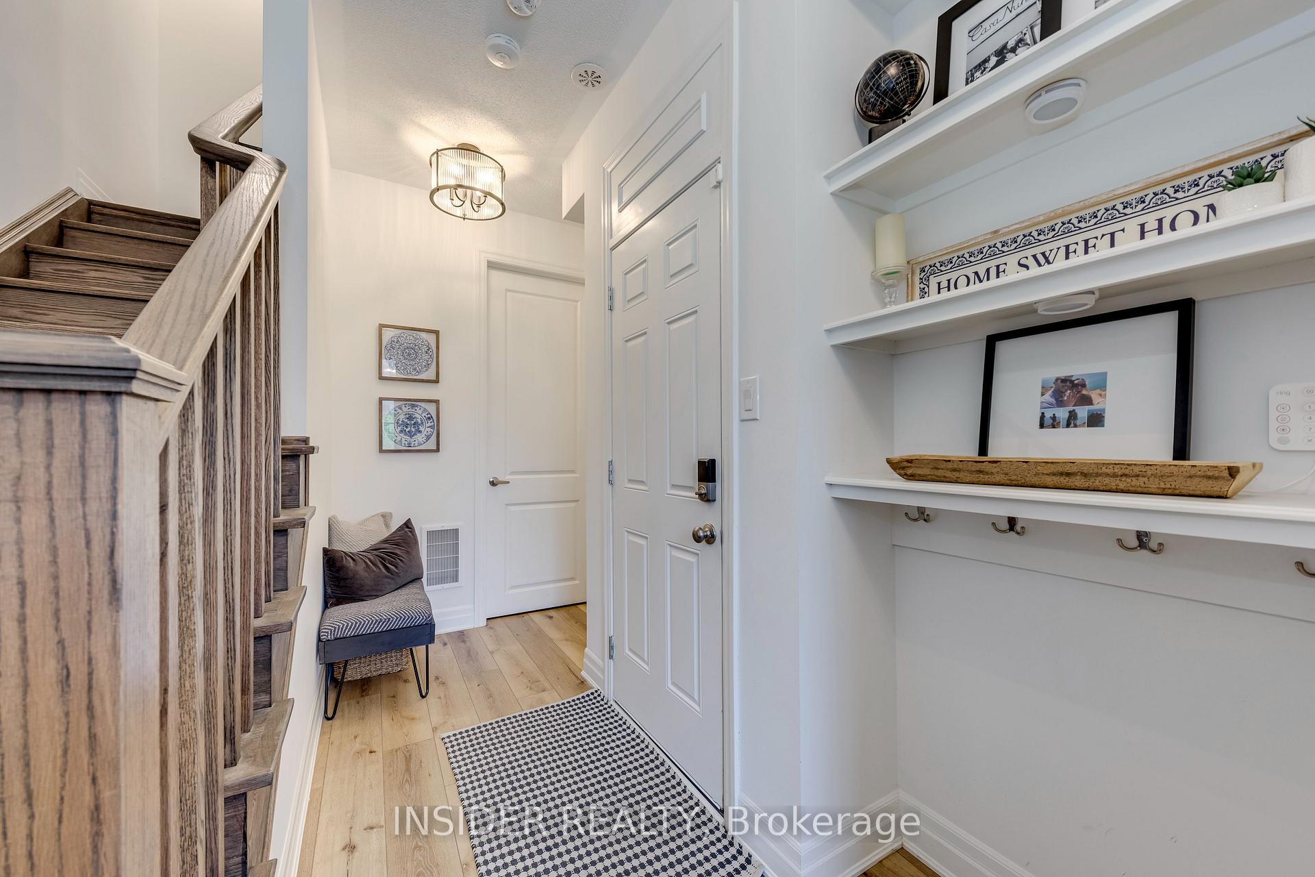 Photo 5 of 1915 Thames Circle, Milton, Bowes — HOMEH