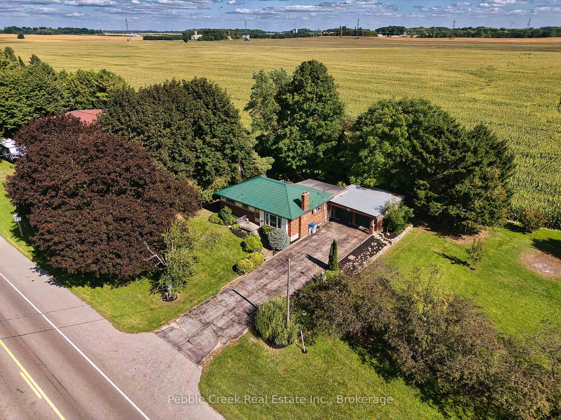 Photo 37 of 80256 North Line, Huron East, Seaforth — HOMEH