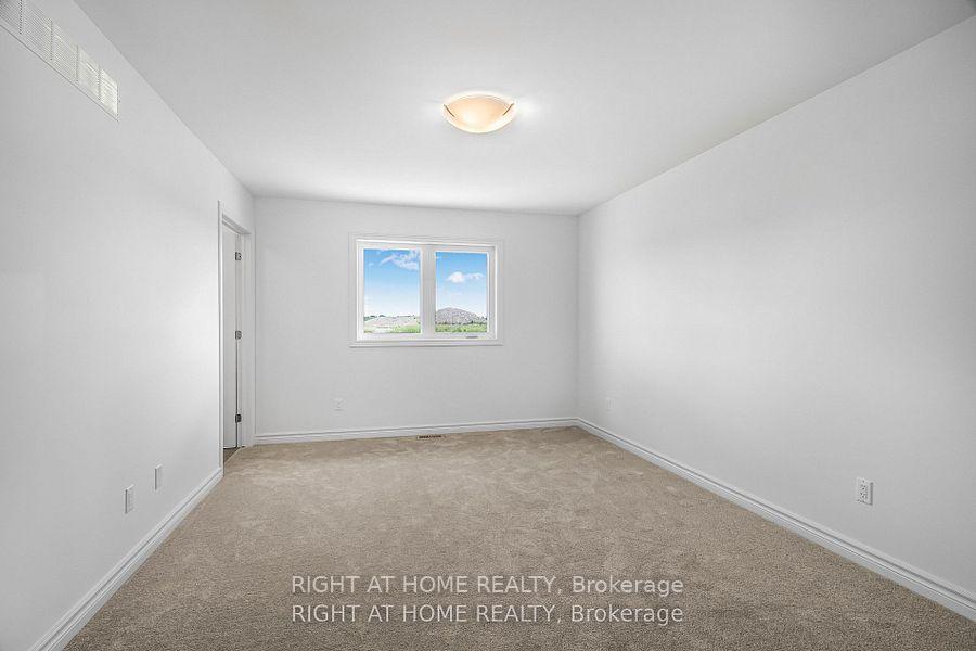 Photo 17 of 60 Griffith Way, Carleton Place, Carleton Place — HOMEH