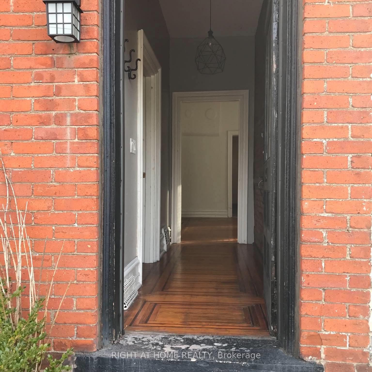 Photo 2 of 57 Locke Street S, Hamilton, Strathcona — HOMEH