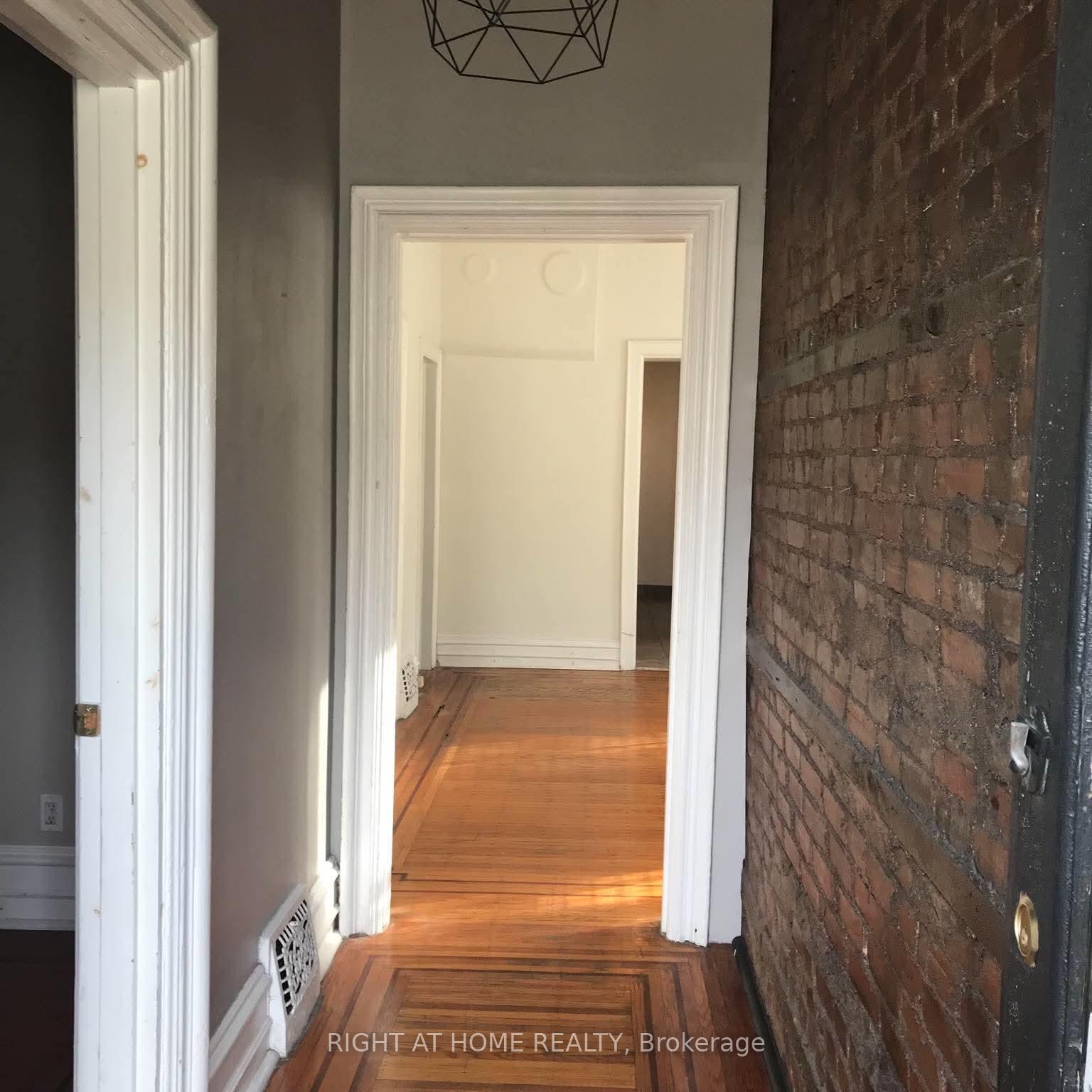 Photo 5 of 57 Locke Street S, Hamilton, Strathcona — HOMEH