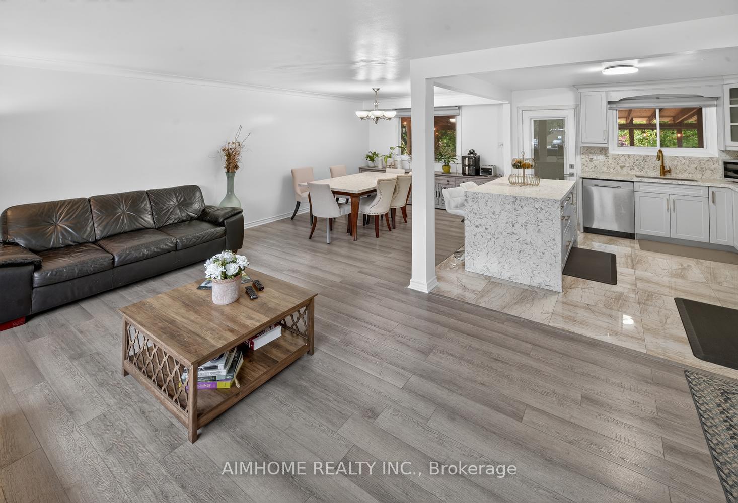 Photo 5 of 166 Guildwood Parkway, Scarborough, Guildwood — HOMEH