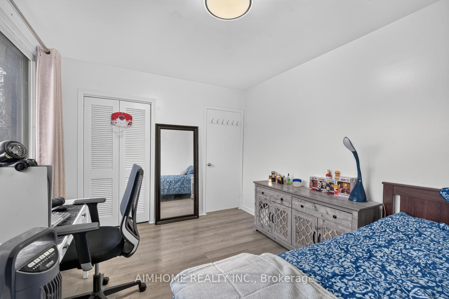 Photo 9 of 166 Guildwood Parkway, Scarborough, Guildwood — HOMEH