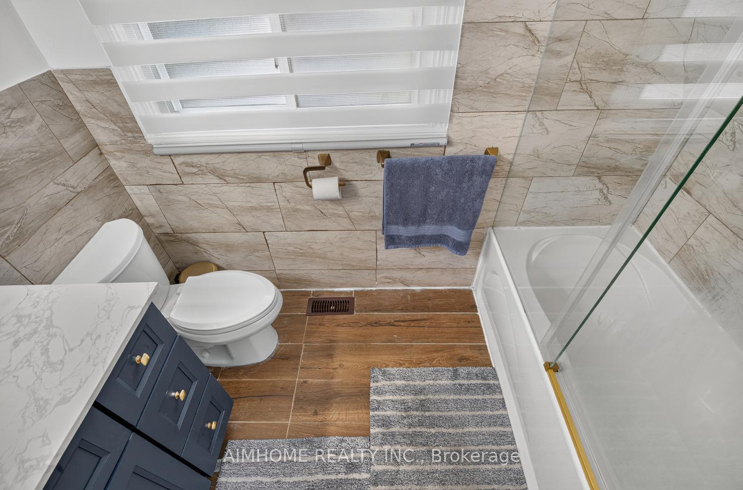 Photo 17 of 166 Guildwood Parkway, Scarborough, Guildwood — HOMEH