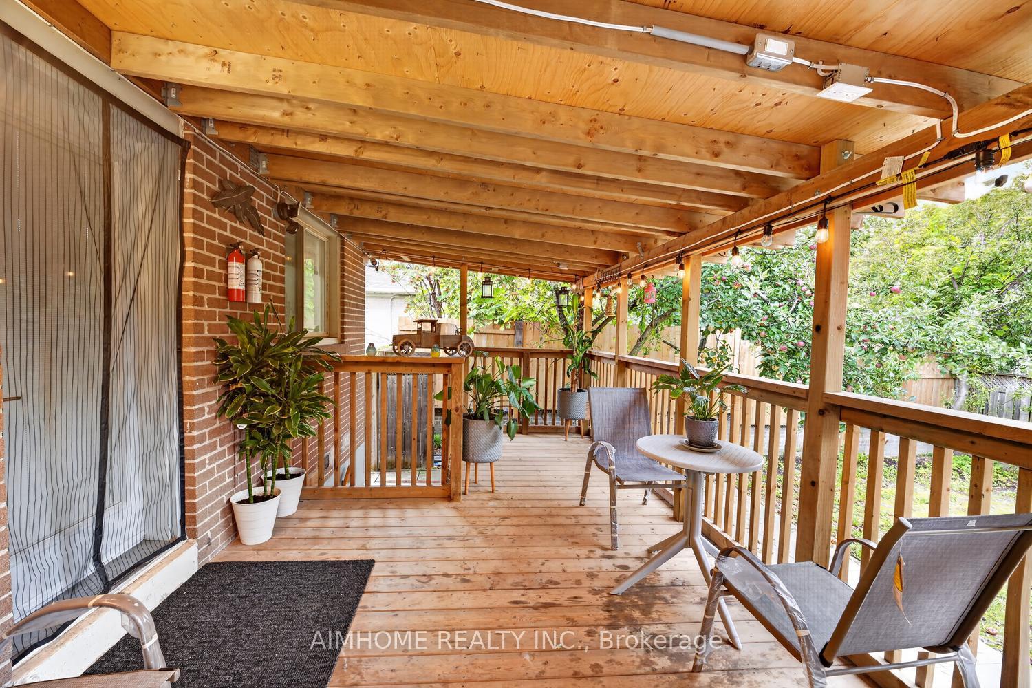 Photo 23 of 166 Guildwood Parkway, Scarborough, Guildwood — HOMEH