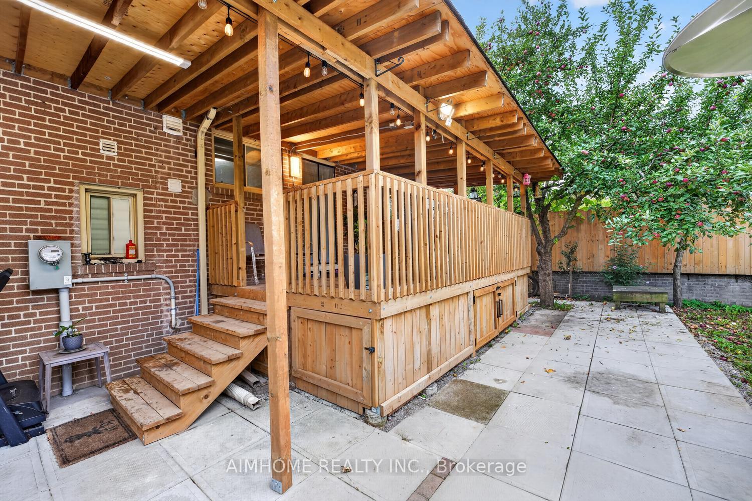 Photo 25 of 166 Guildwood Parkway, Scarborough, Guildwood — HOMEH