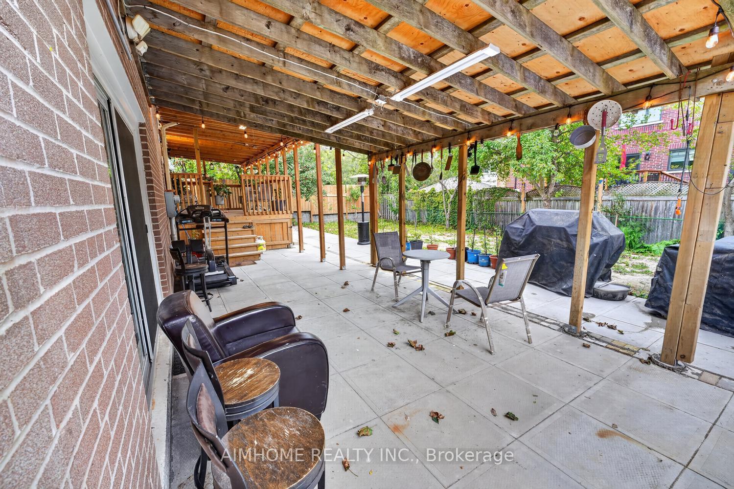 Photo 26 of 166 Guildwood Parkway, Scarborough, Guildwood — HOMEH