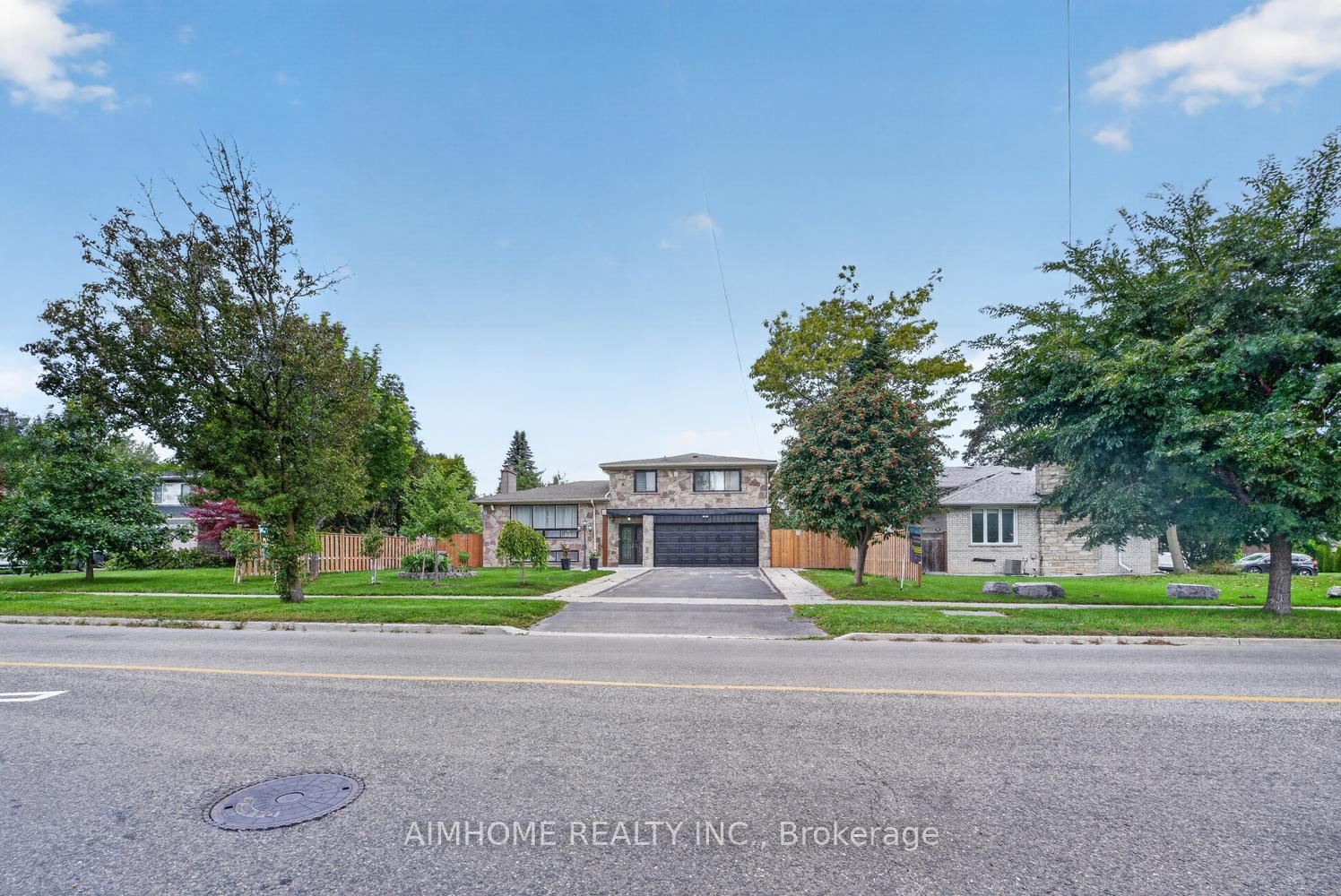 Photo 33 of 166 Guildwood Parkway, Scarborough, Guildwood — HOMEH