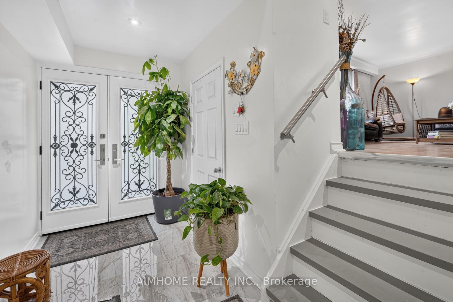 Photo 35 of 166 Guildwood Parkway, Scarborough, Guildwood — HOMEH