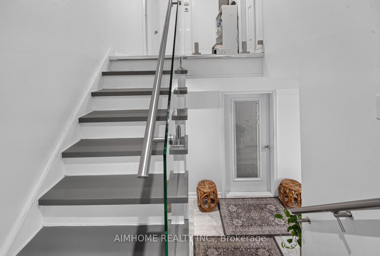 Photo 37 of 166 Guildwood Parkway, Scarborough, Guildwood — HOMEH