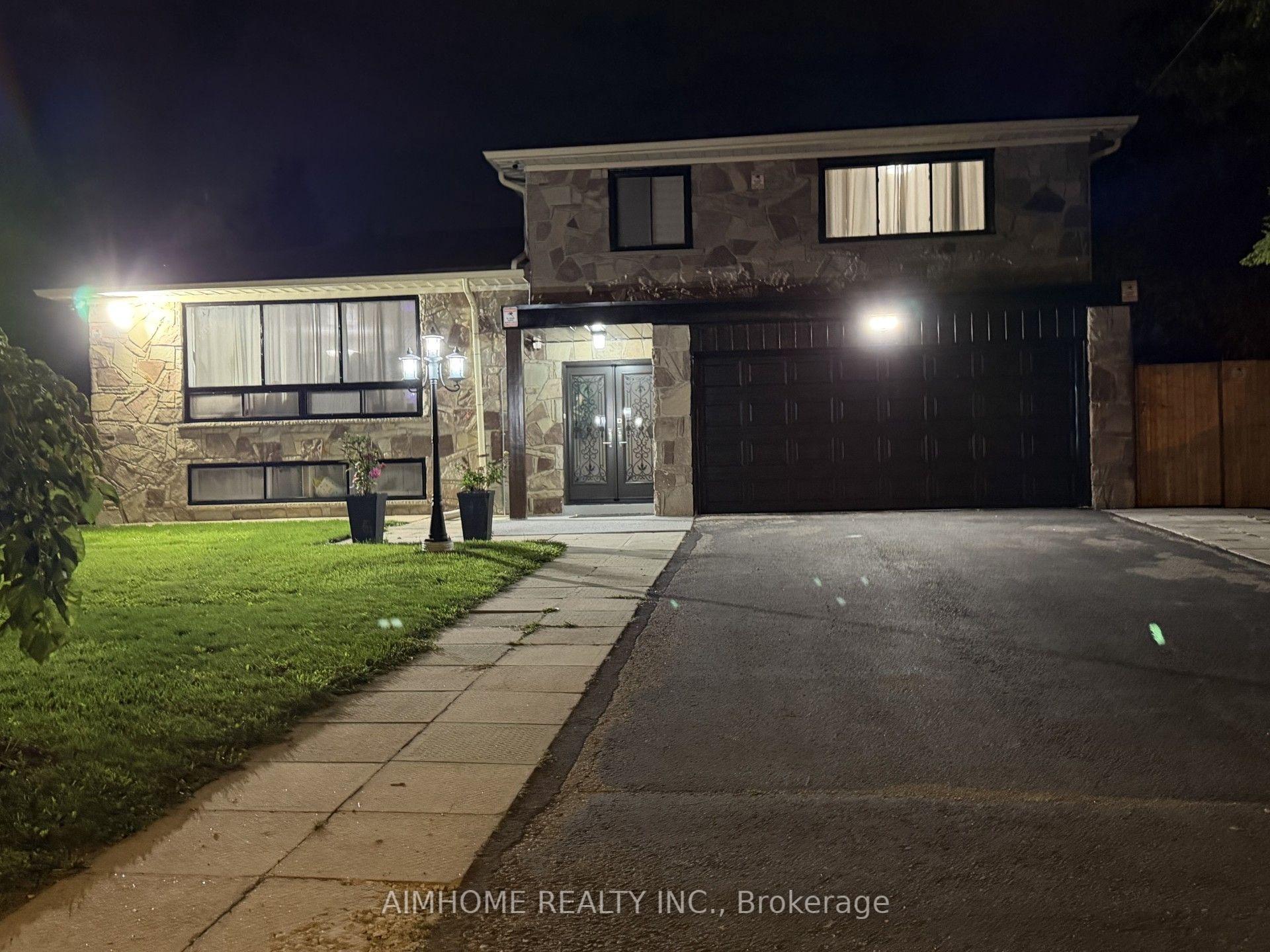 Photo 42 of 166 Guildwood Parkway, Scarborough, Guildwood — HOMEH