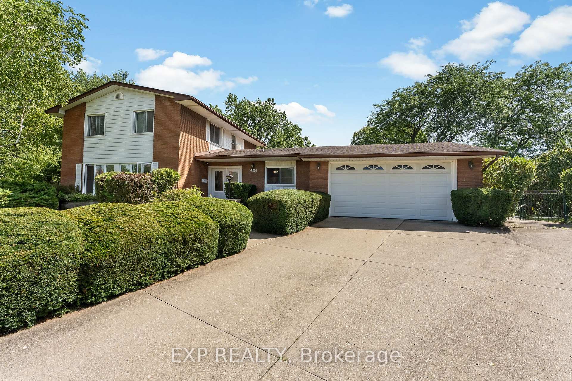 Photo 4 of 3546 Eton Crescent, Niagara Falls, Casey — HOMEH