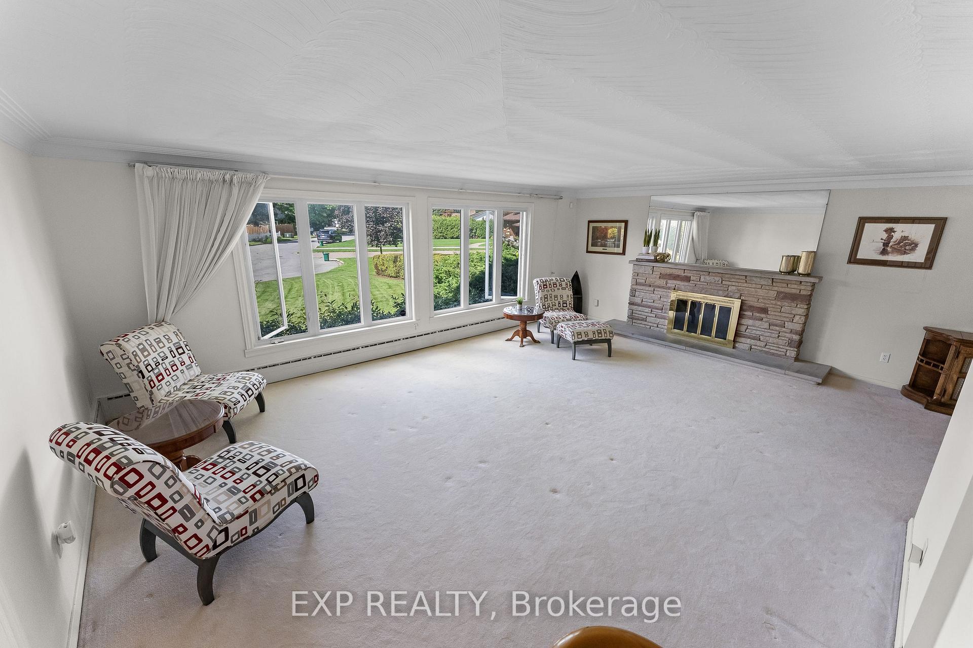 Photo 10 of 3546 Eton Crescent, Niagara Falls, Casey — HOMEH
