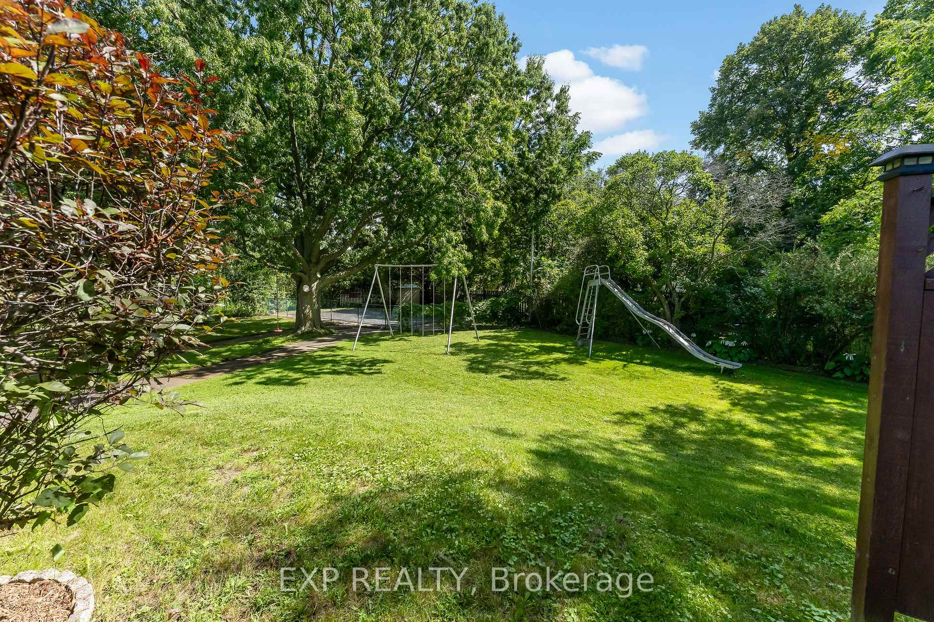 Photo 41 of 3546 Eton Crescent, Niagara Falls, Casey — HOMEH